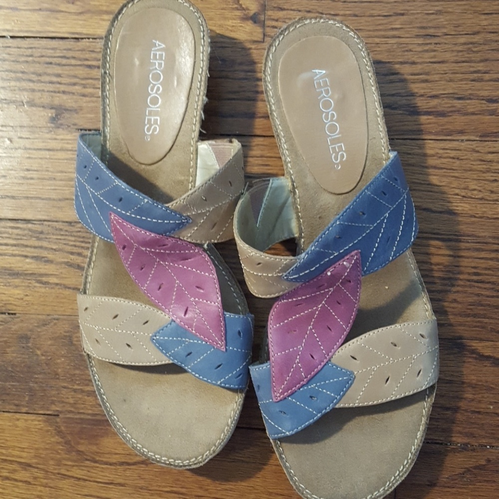 Aerosoles Leather Leaf Sandles